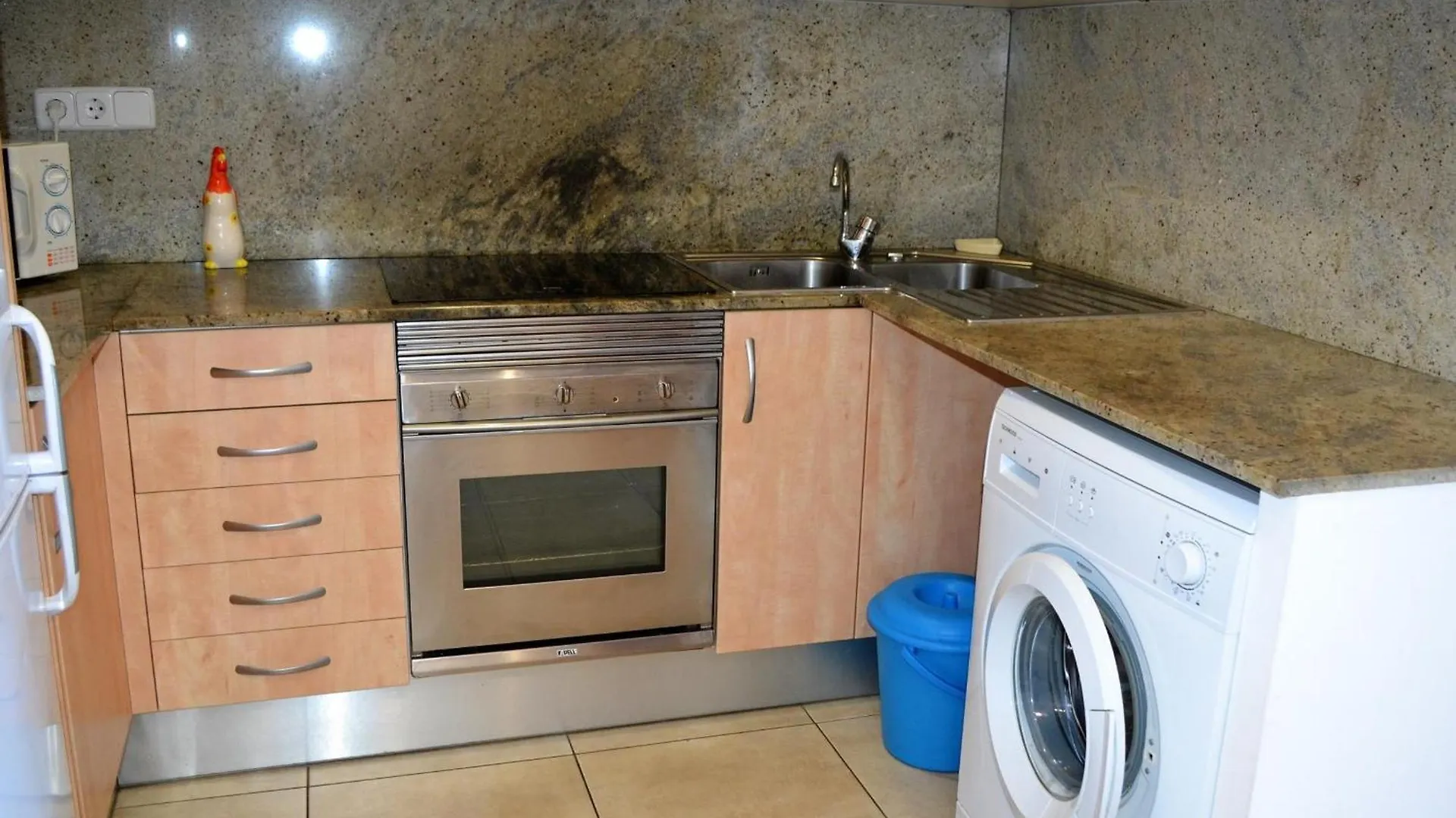 Apartamento Con Terraza Amueblada Y Parking A 10 Min Del Centro De Llanca, Mascotas Permitidas - Es-170-9 Spain